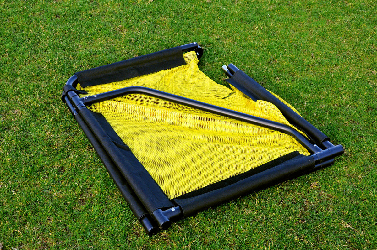 Mini portería de fútbol de aluminio PLEGABLE 1,5 x 1 m