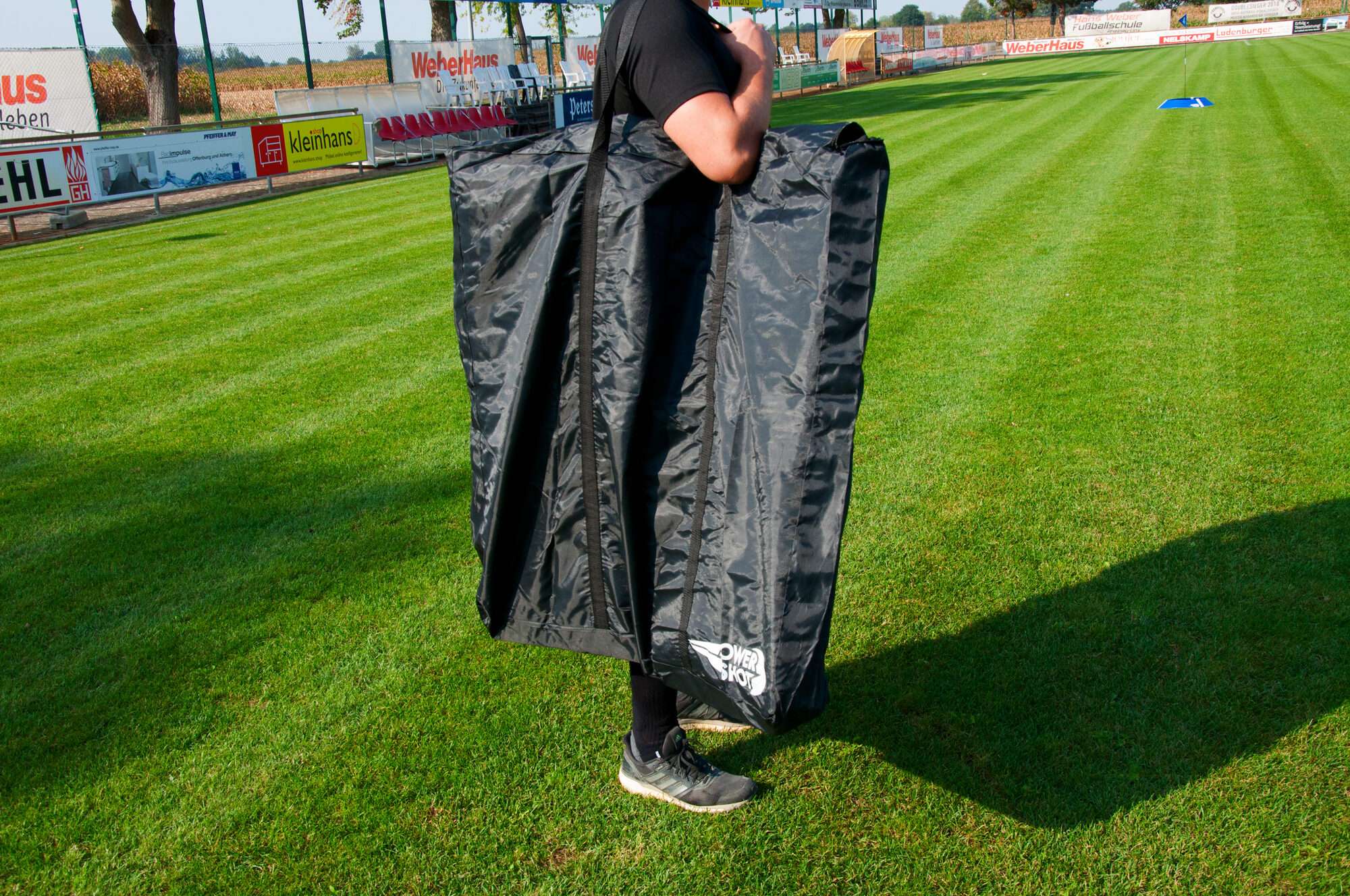 Image du produit : Juego de 10 Kits de objetivos de FOOT GOLF con base y bandera - ¡Ideal para practicar la precisión de los pases!