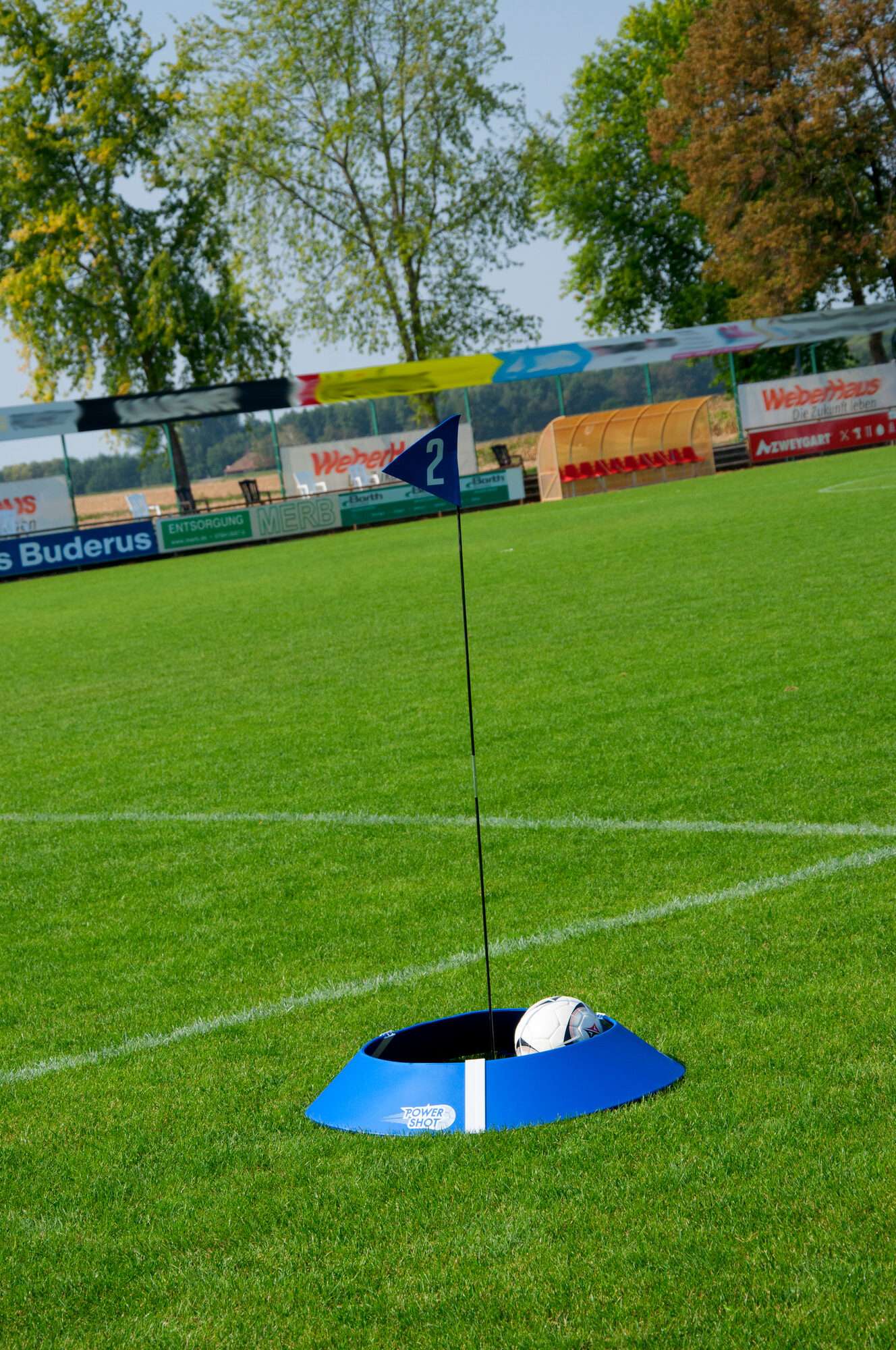 Image du produit : Juego de 3 Kits de objetivos de FOOT GOLF con base y bandera - ¡Ideal para practicar la precisión de los pases!