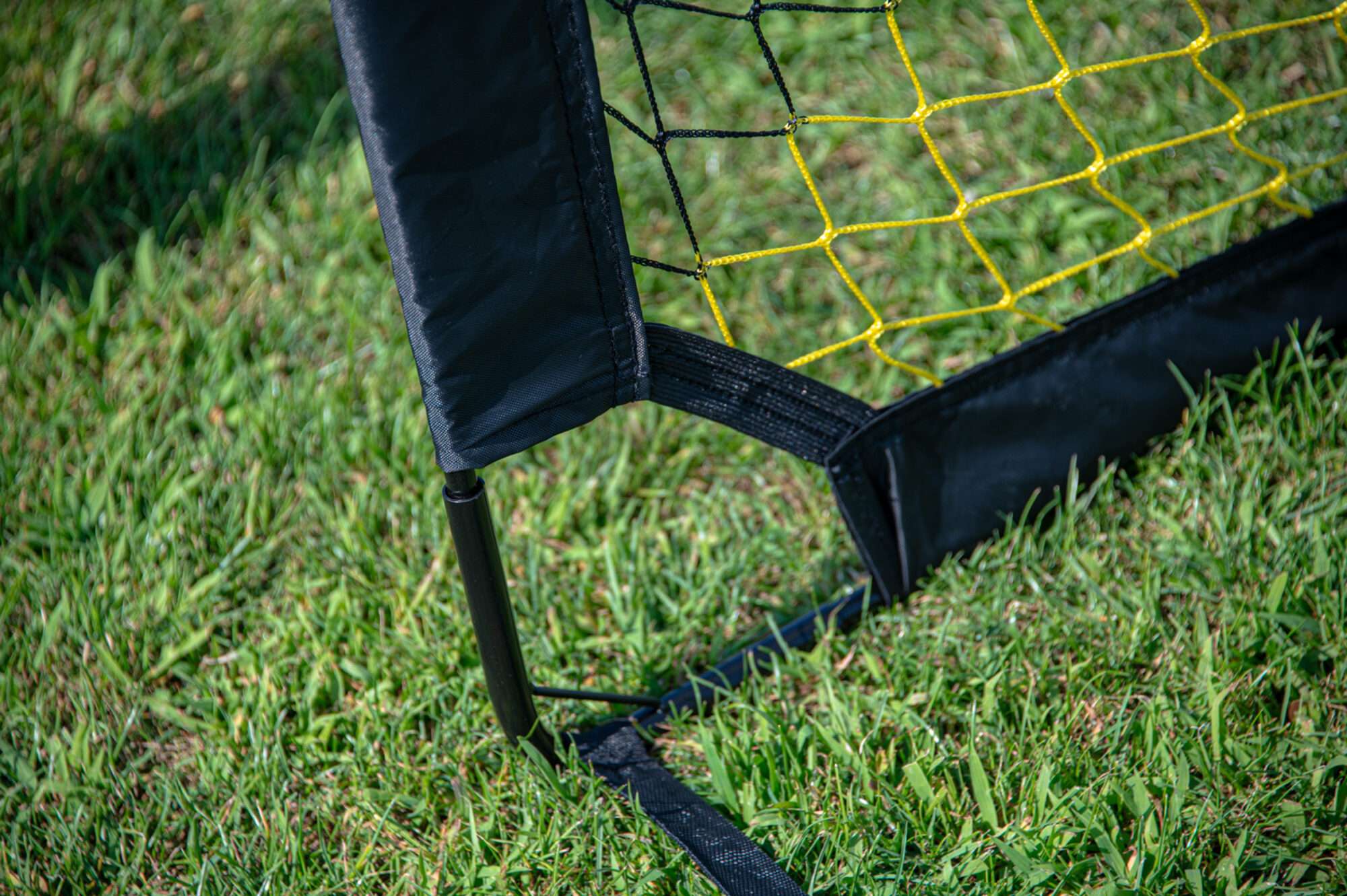 Image du produit : Par de porterías - 2,2x1,5m negro/amarillo - Se entregan con un balón y una bomba