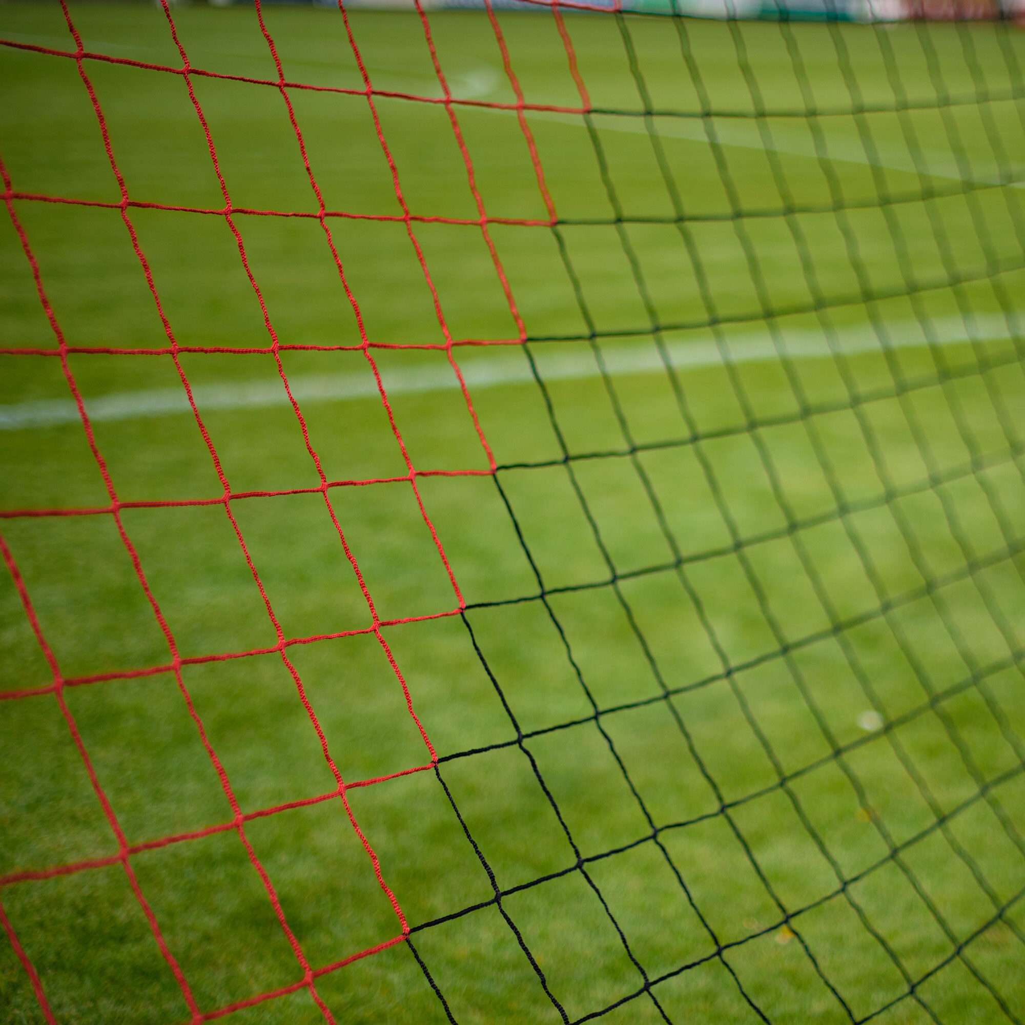 Image du produit : Red para portería de fútbol 11 (7,32 x 2,44 m) - Negra / Roja