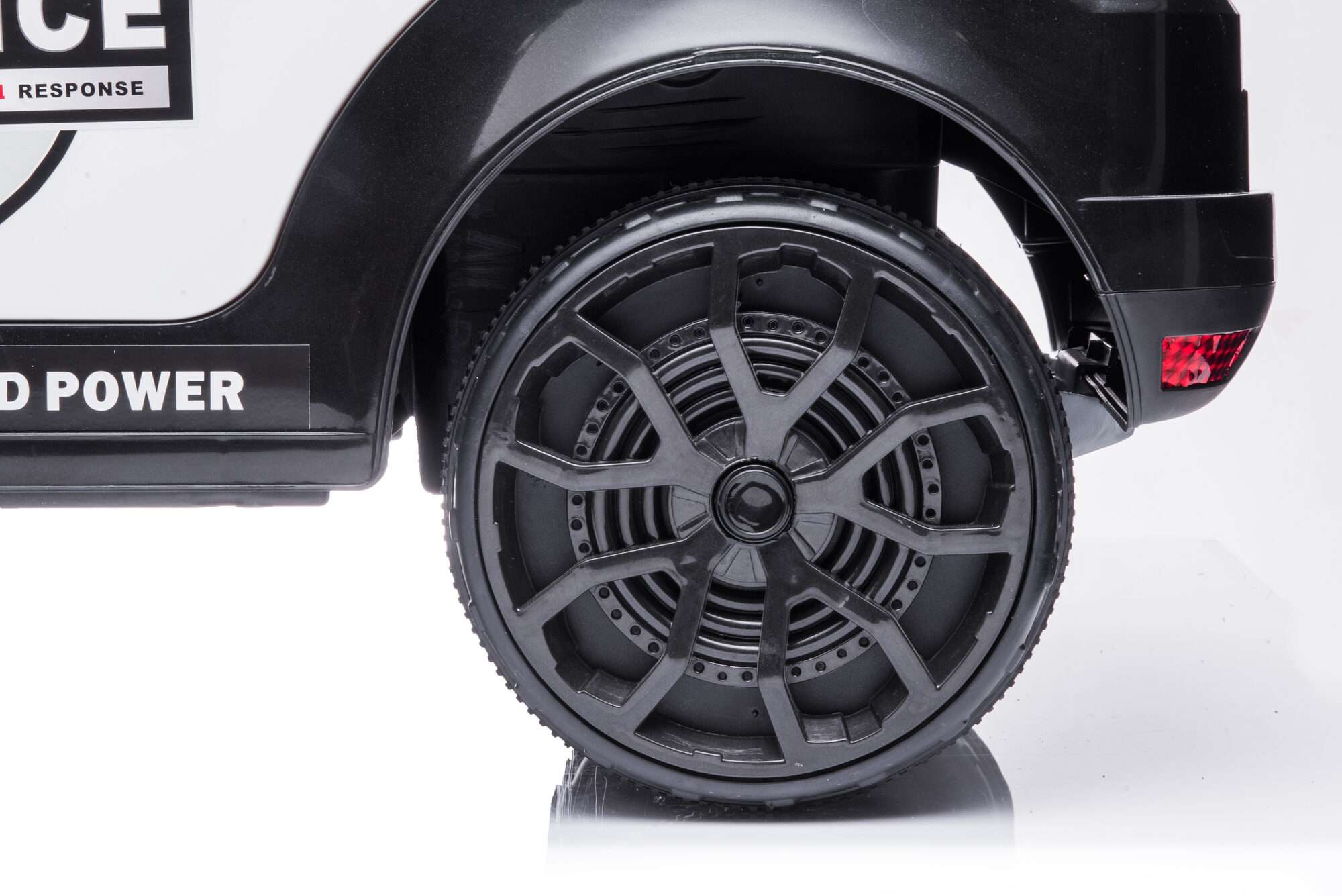 Image du produit : Coche de policía en color negro (3-8 años)