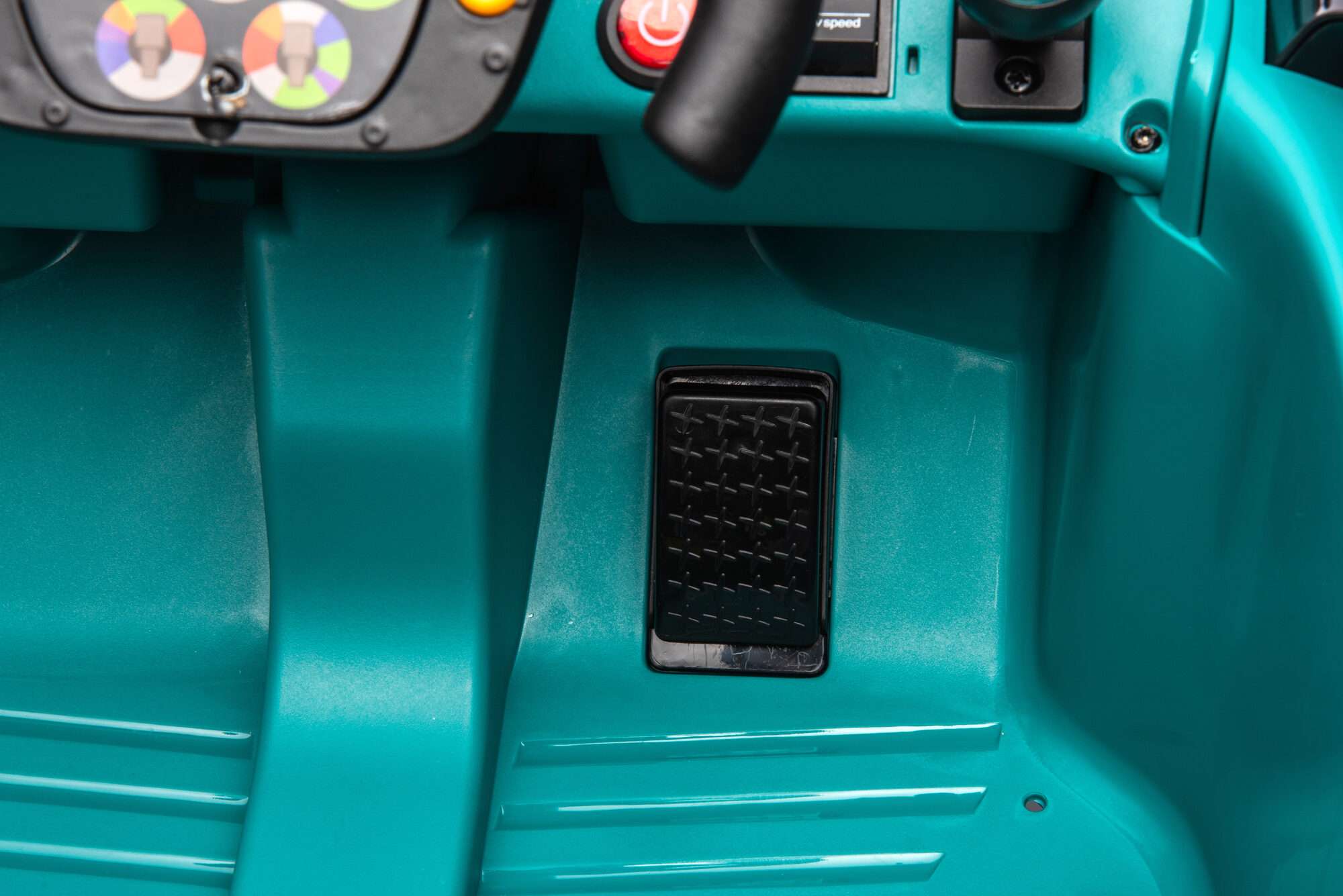 Image du produit : Licencia Aston Martin AMR23 en color Verde (3-8 años)