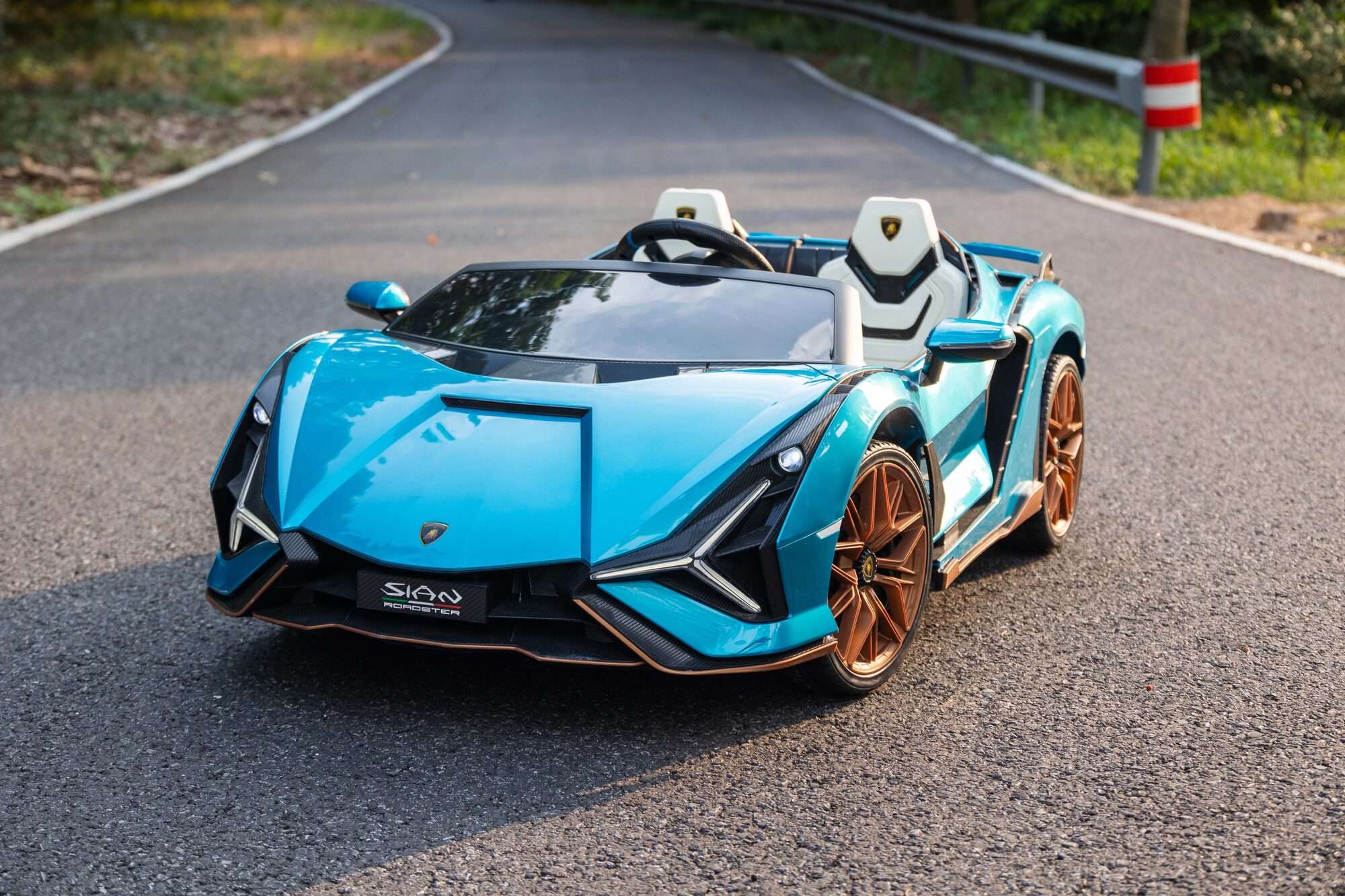 Image du produit : Licencia Lamborghini Sian en color Azul (3-8 años)