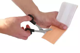 12 tiras de apósito recortadas resistentes al agua