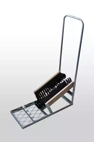 Cepillo de pies para campos deportivos